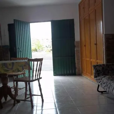 Sleeps 6 Wifi * La Costa