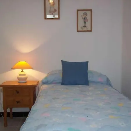 Sleeps 6 Wifi *